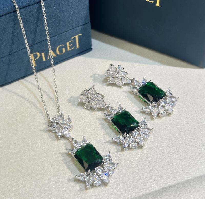 Piaget Necklaces